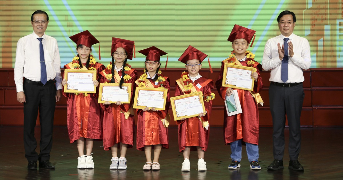 Vinh danh 120 học sinh xuất sắc đoạt giải Lê Quý Đôn năm 2026