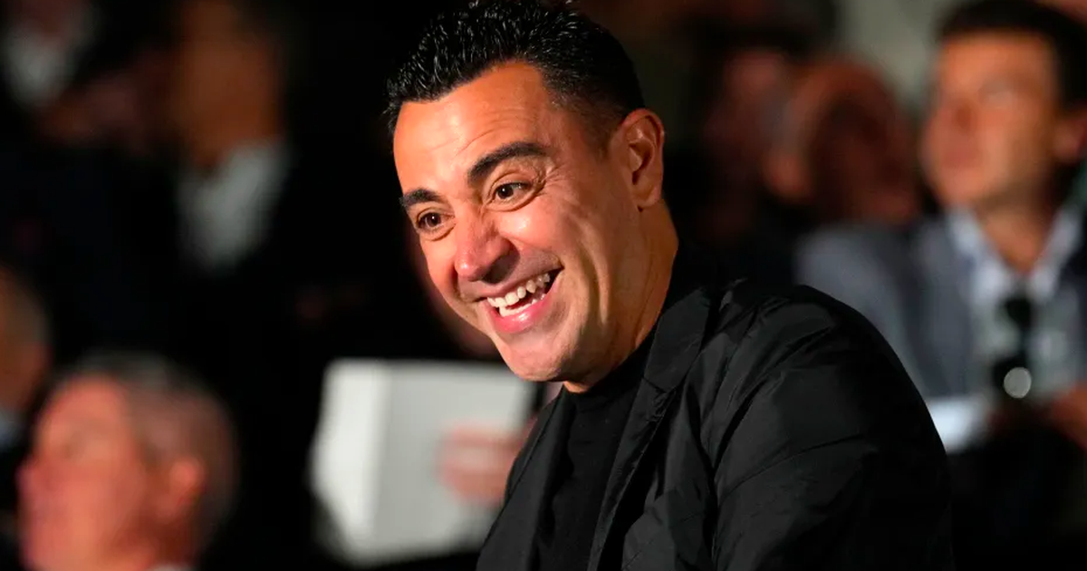Xavi chính thức trở thành huấn luyện viên tuyển Hà Lan
