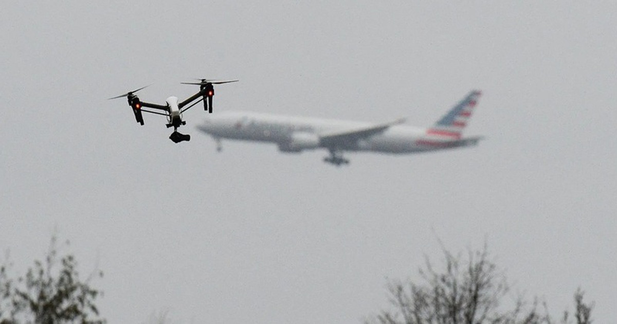 Vì sao một sự cố drone có thể làm chậm cả chuỗi chuyến bay?