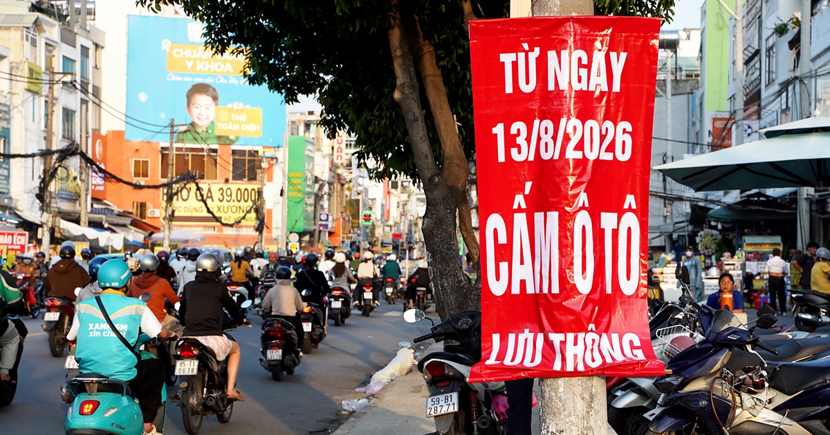 Ngày đầu cấm ô tô trên đường Cách Mạng Tháng Tám: Chưa ghi nhận tình trạng ùn ứ kéo dài