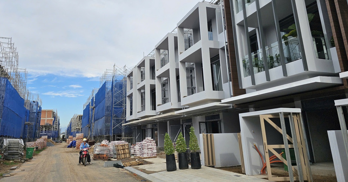 5 tháng TP.HCM chỉ cấp được 15 sổ hồng, kiến nghị cấp sổ online
