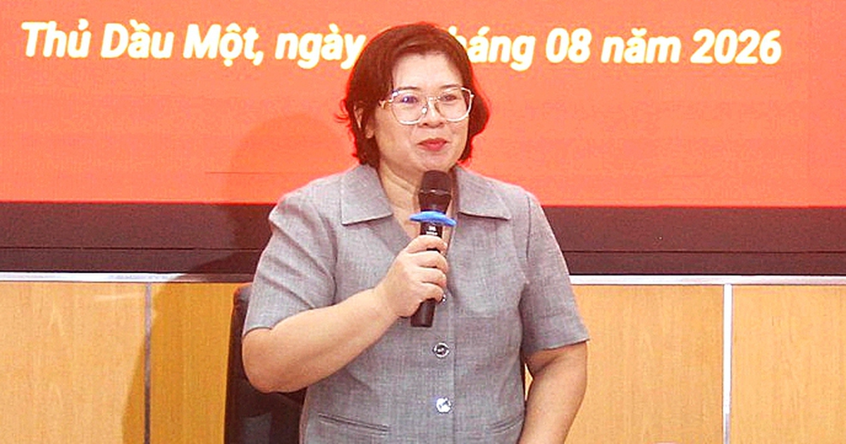 Phó bí thư Thành ủy TP.HCM khảo sát tại BIDV Bình Dương và phường Thủ Dầu Một
