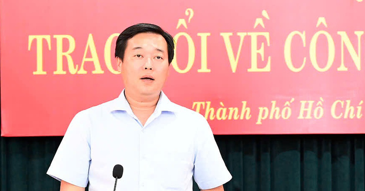 Ông Lê Quốc Phong: Nghiêm túc đánh giá KPI cán bộ, công chức TP.HCM ngay quý 3-2026