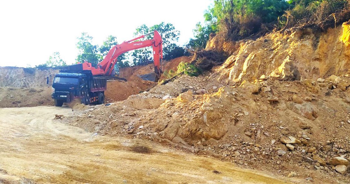 Hà Tĩnh cấp phép khai thác mỏ đá và đất san lấp trữ lượng gần 6 triệu m³