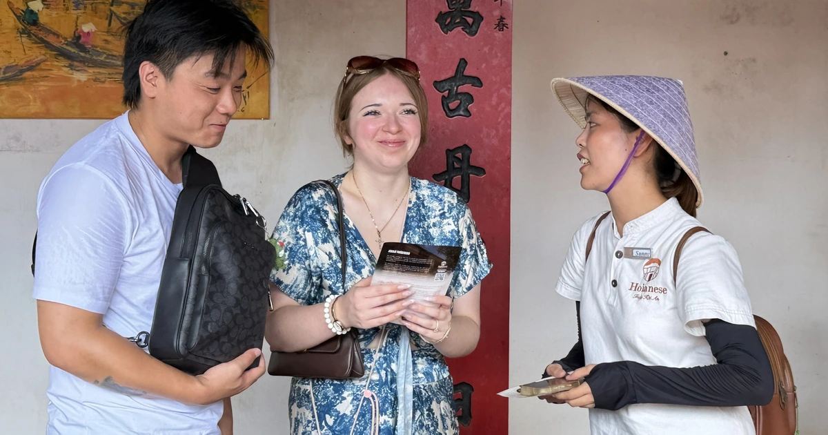 Đình làng cổ trên 200 năm ở Hội An thành không gian triển lãm