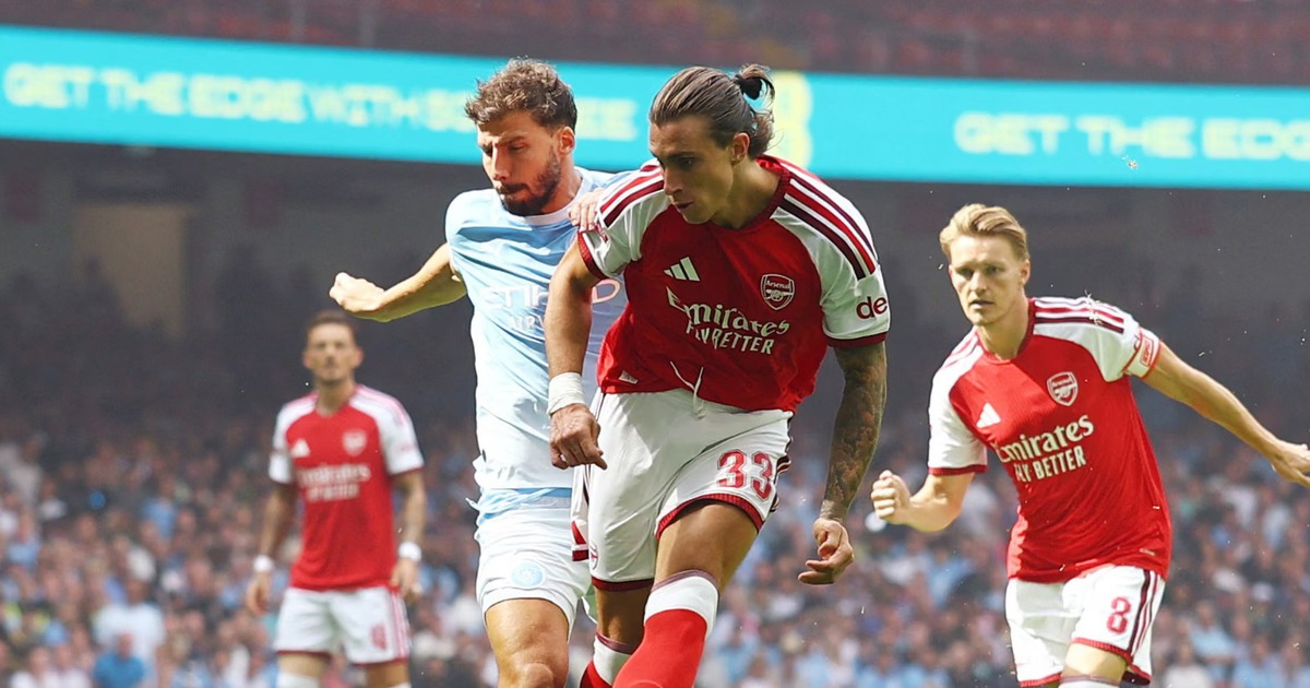 Vùi dập Man City 3-0, Arsenal đoạt chiếc cúp mở màn mùa giải mới