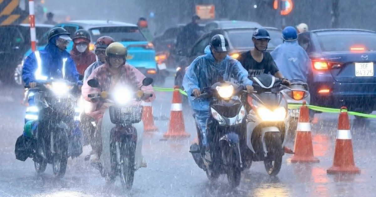 Thời tiết hôm nay 17-8: Bắc Bộ mưa to về đêm, Nam Bộ mưa bất chợt