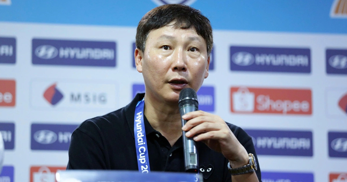 HLV Kim Sang Sik: Việt Nam chưa triển khai được lối chơi như kế hoạch