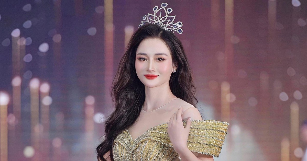 Dưới 45 tuổi, tập yoga có thể thi hoa hậu?