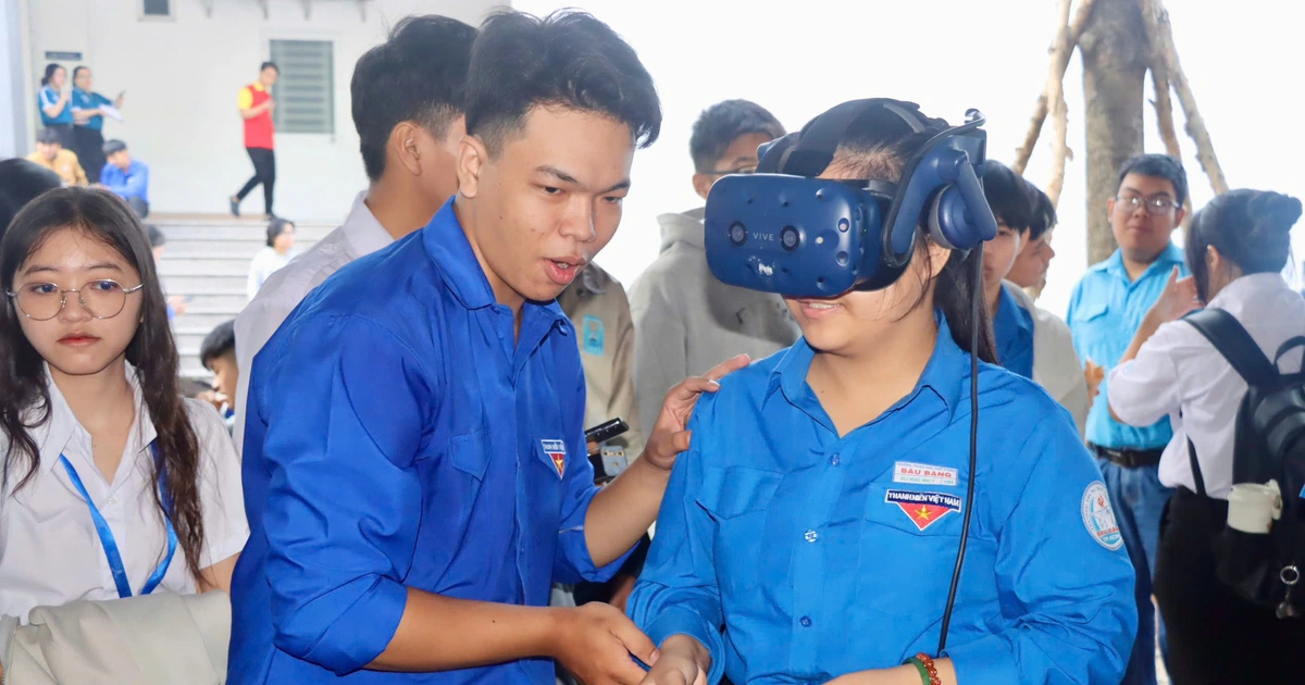 Sinh viên chuẩn bị gì để 'đi trước đón đầu' trong thời đại AI?