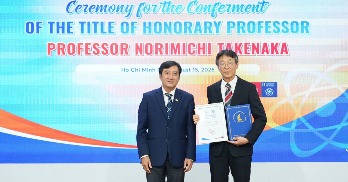 Vietnam's University of Science awards honorary professorship to Japanese scientist