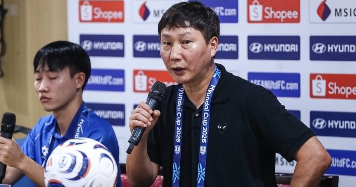 HLV Kim Sang Sik giao 'nhiệm vụ đặc biệt' cho Xuân Son ở chung kết với Thái Lan