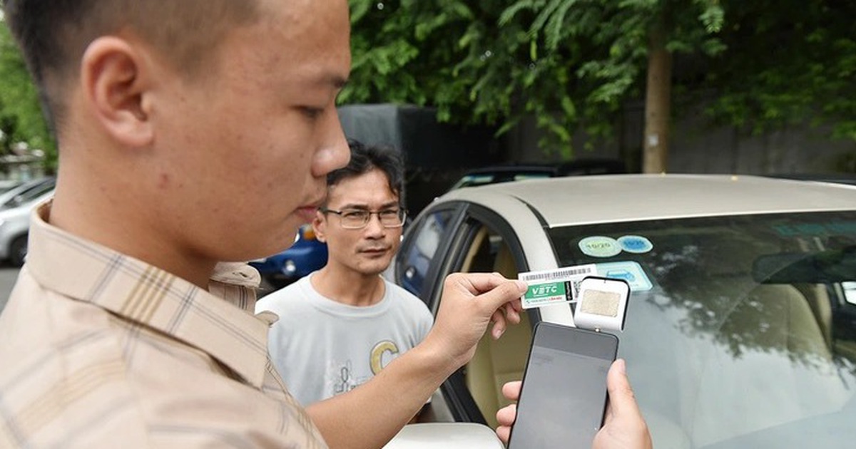 VETC thu phí 6.600 đồng/tháng: Tự ý 'đẻ' phí hay đúng quy định?