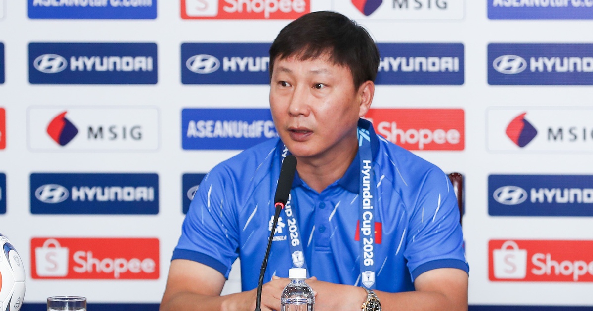HLV Kim Sang Sik: Tuyển Việt Nam đến Indonesia để thắng chứ không phải hòa