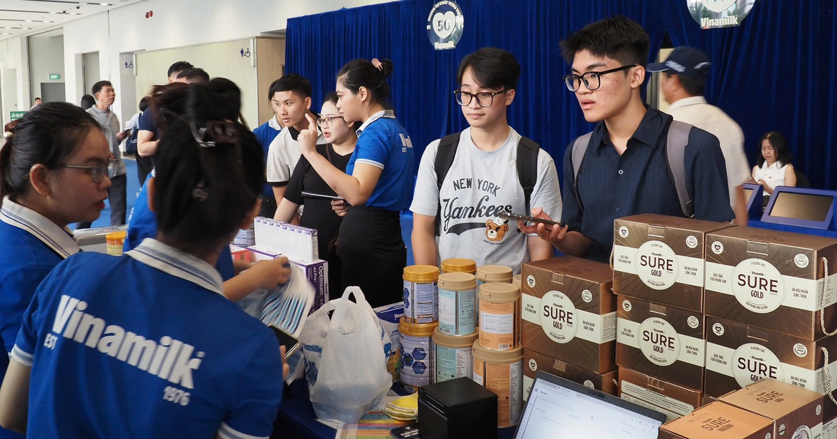 Hơn 7.000 lượt người khám phá hành trình 50 năm của Vinamilk