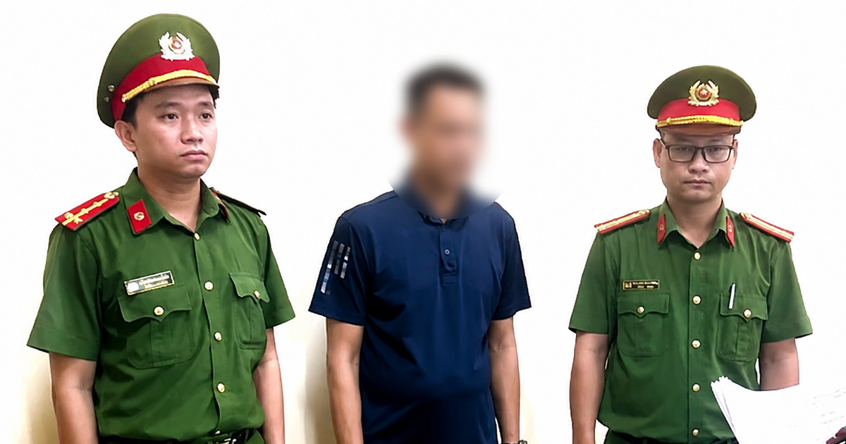 Đổ trái phép hơn 1.800 tấn chất thải, lãnh đạo và nhân viên trạm bê tông bị khởi tố