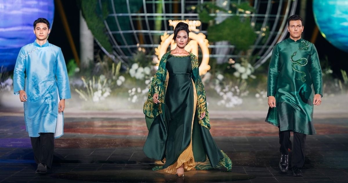 'Ao dai' worn by Miss World Opal Suchata spark debate in Vietnam