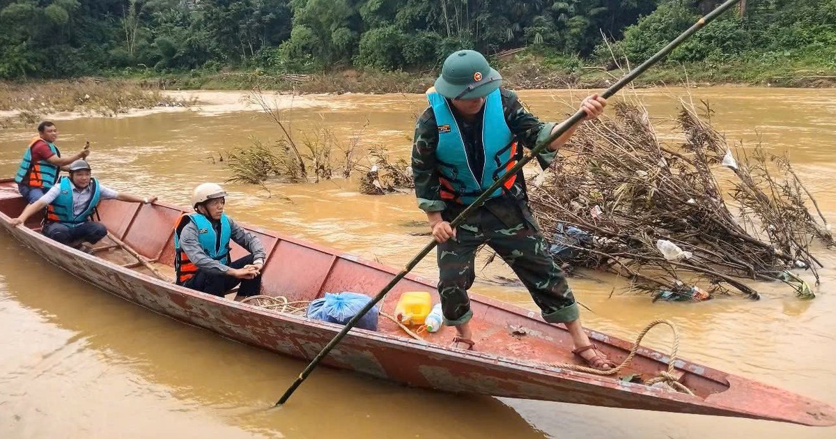 Hai năm liền lũ cuốn trôi hai cầu, hơn 1.400 người bị cô lập