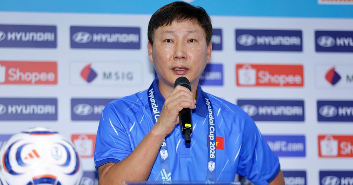 Trực tuyến: HLV Kim Sang Sik trả lời họp báo sau chung kết lượt đi ASEAN Cup 2026