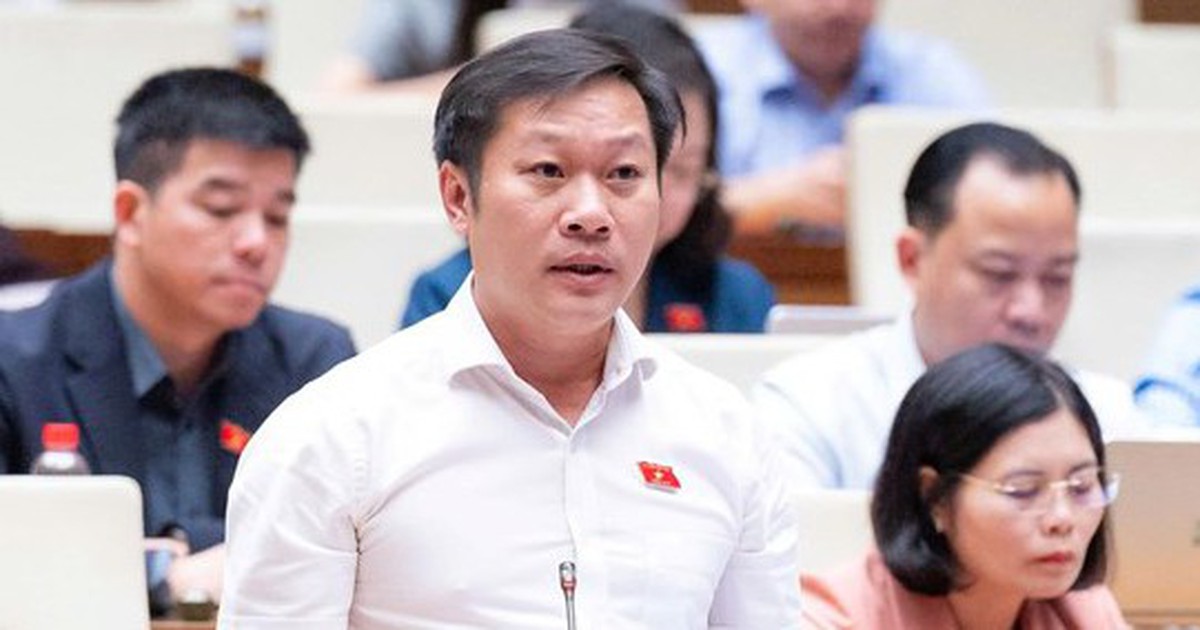 Đại biểu: Ưu tiên bố trí ngân sách cho tiền lương để cán bộ, công chức đủ sống bằng lương
