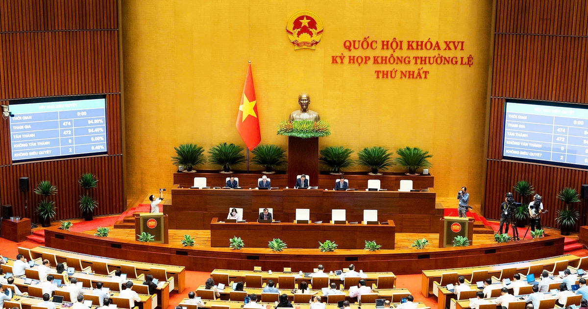 Cán bộ cố ý gây thiệt hại phải bồi thường tới 50 tháng lương