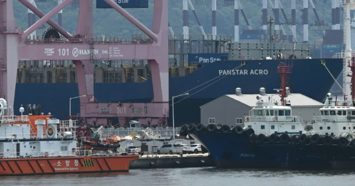 South Korea sends first container ship through Arctic route