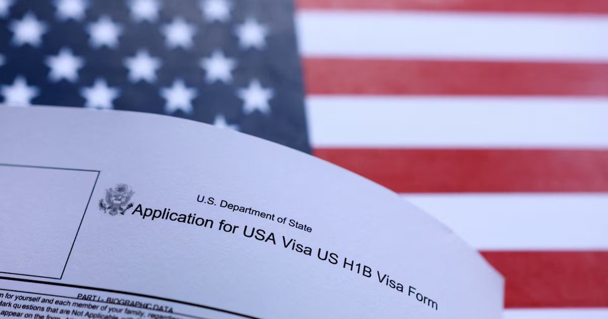 Lý do ông Trump tăng phí visa H-1B từ 100.000 USD lên 103.265 USD