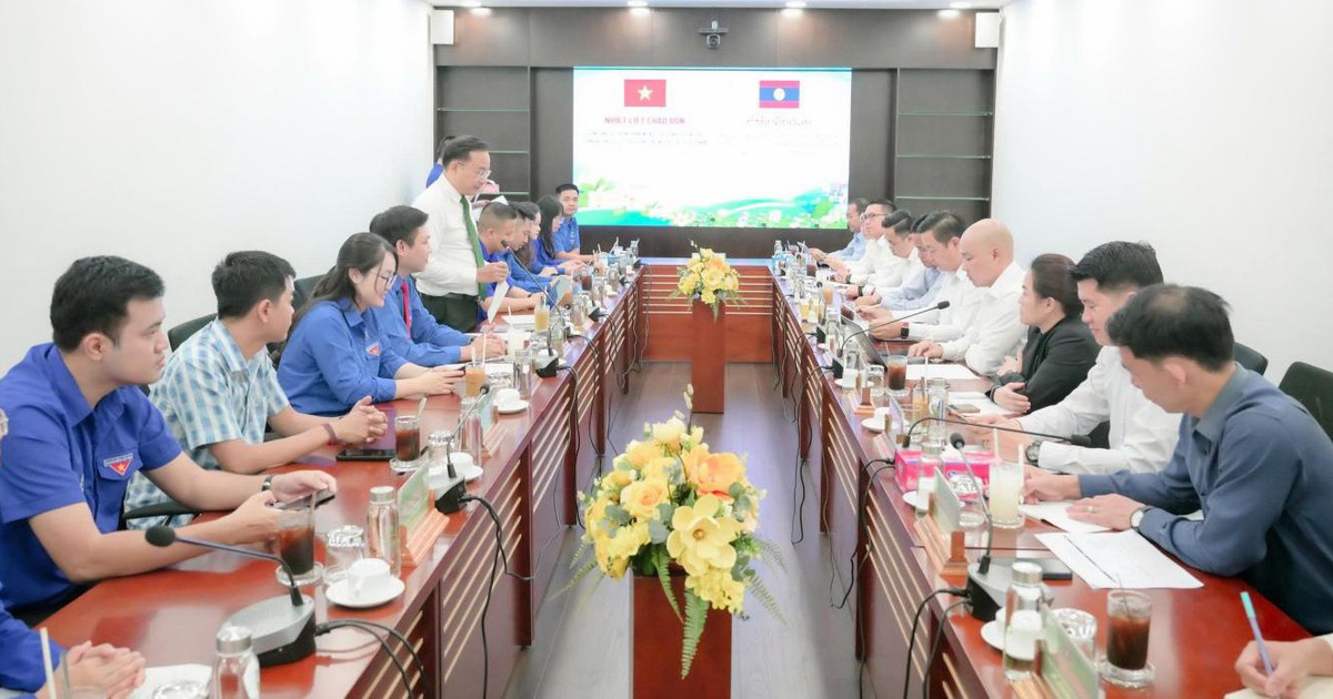 Tuổi trẻ VRG góp sức vun đắp tình hữu nghị Việt - Lào