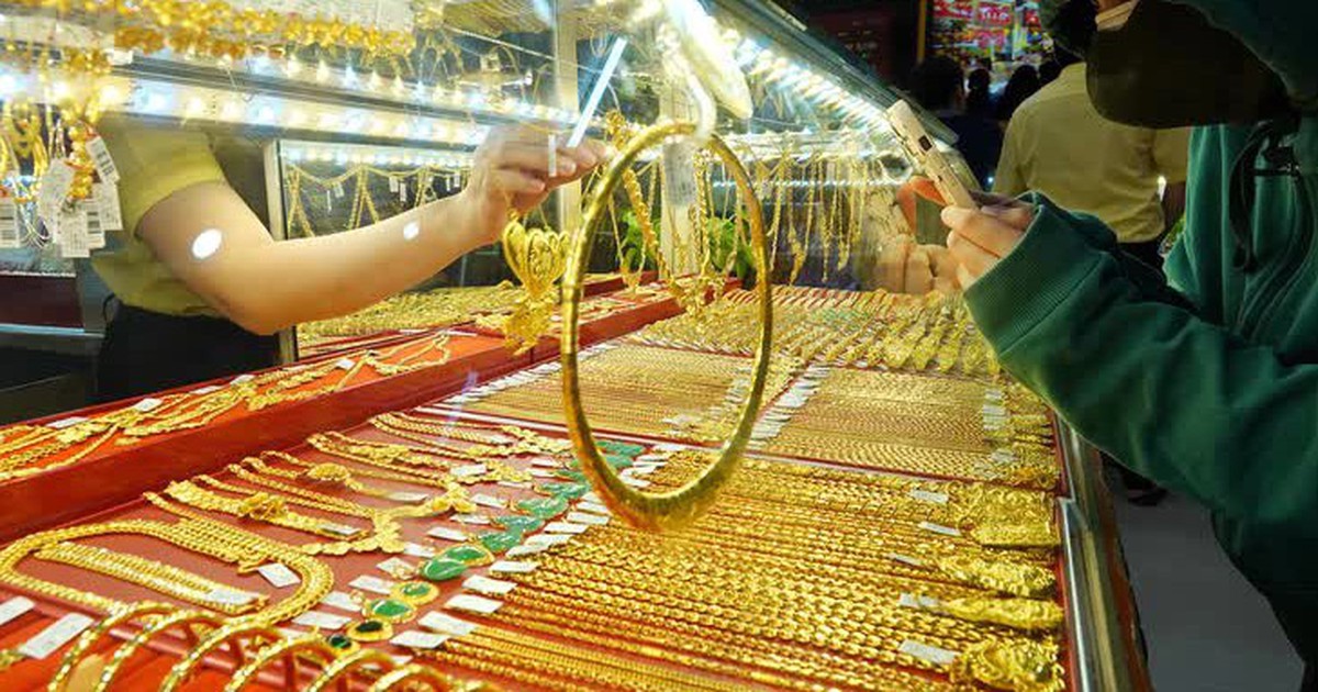 USD tăng, giá vàng giảm nhẹ ngày 24/8