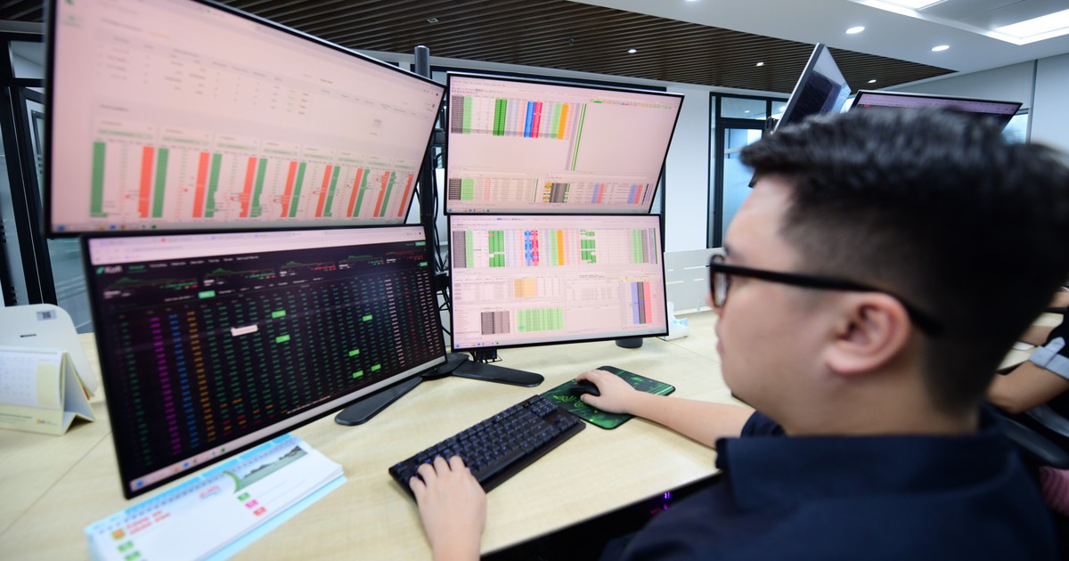 Chứng khoán 26-8: Tăng 4 phiên liên tiếp, VN-Index được dự báo khó vượt 1.800 điểm