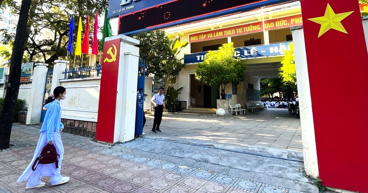 Khánh Hòa miễn phí sách giáo khoa cho học sinh từ năm học 2026-2027, giảm 482 trường công lập