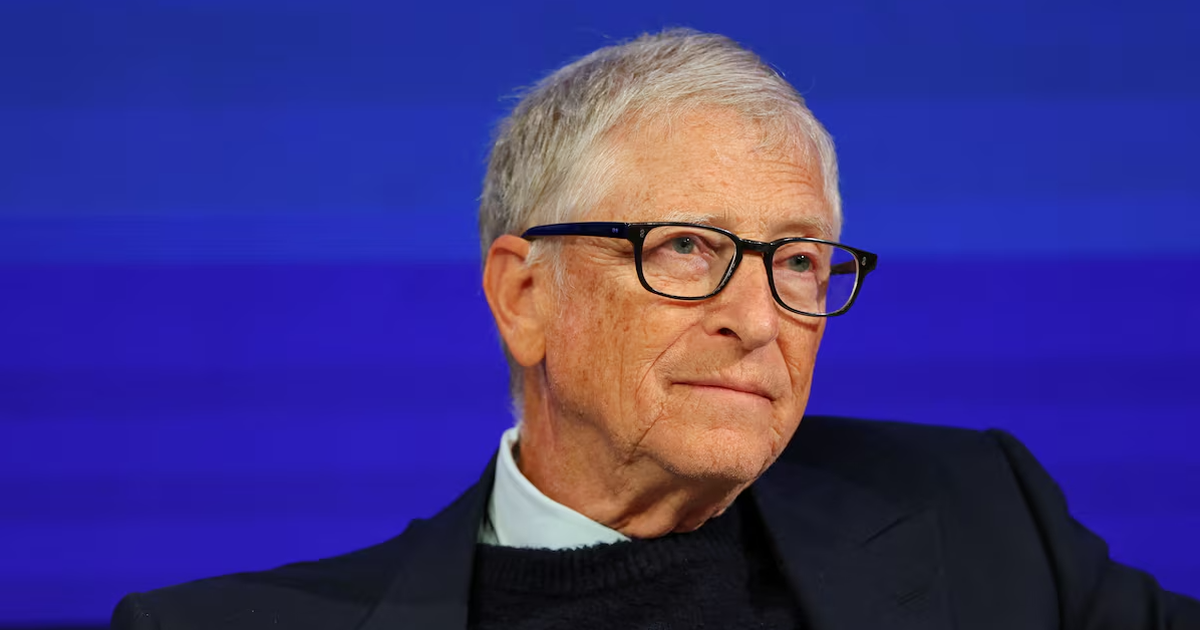Tỉ phú Bill Gates lần đầu mong AI phát triển chậm lại