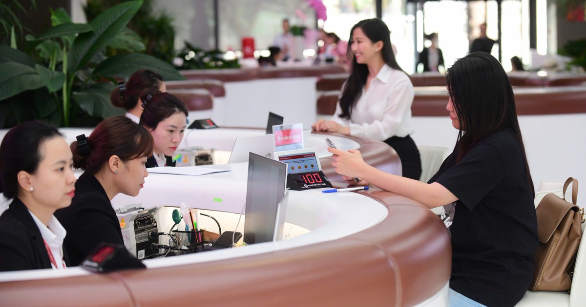 Giá vàng tăng, lãi suất liên ngân hàng qua đêm giảm còn 2,5% ngày 27/8