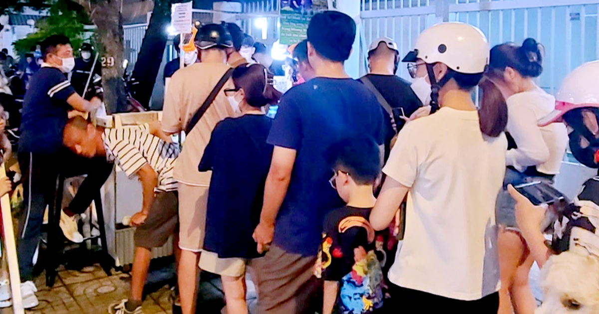 Tại sao nhiều người thích 'đu trend' hết món ăn này, thức uống khác, đến những thử thách?