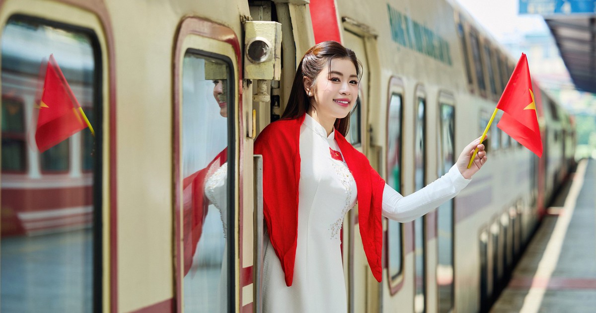 Nghỉ lễ Quốc khánh, lên ‘Chuyến tàu độc lập’ cảm nhận không khí mùa thu lịch sử
