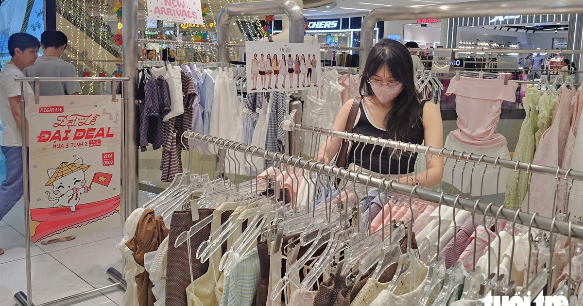 Dịch vụ dọn nhà, làm đẹp, mua sắm tăng nhiệt trước lễ 2-9