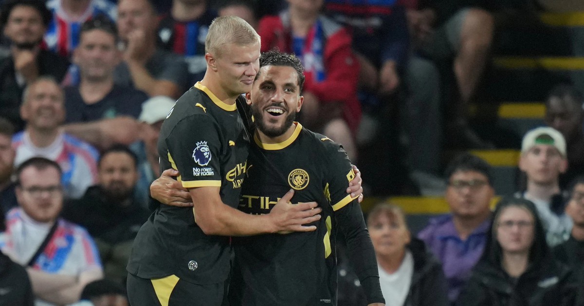 Haaland lập cú đúp giúp Man City thắng đậm