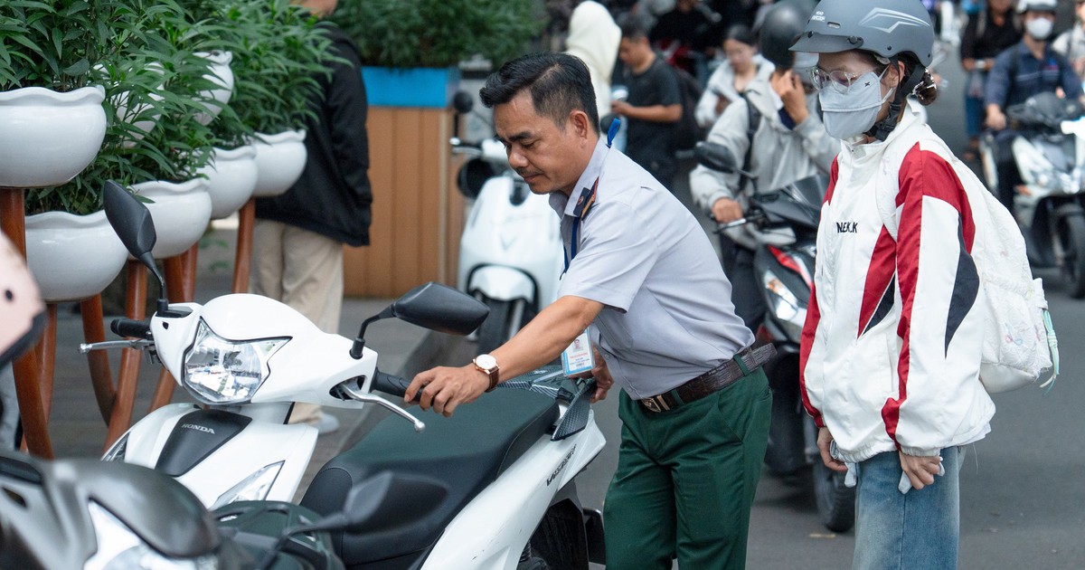 Một trường đại học ở TP.HCM giữ miễn phí hơn 500 xe máy của sinh viên dịp Tết