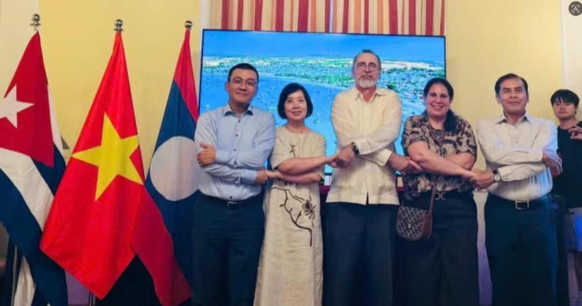 Vienna gathering helps strengthen Vietnam-Laos-Cuba friendship, solidarity