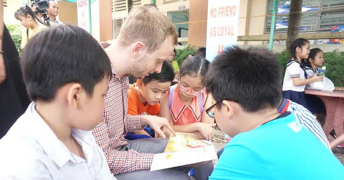 Tiếng Anh phải bước ra đời sống