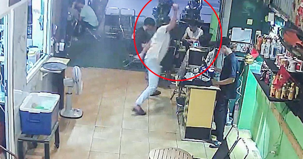 Cho rằng bị 'nhìn đểu', dùng dao chặt dừa chém nạn nhân 7 nhát vào đầu