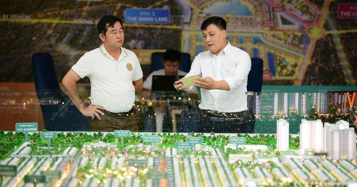 Giá chung cư Hà Nội neo cao khó bán, căn hộ cũ TP.HCM giảm giá