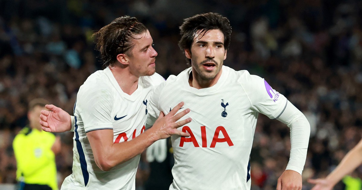 Chi hơn 300 triệu bảng, Tottenham vẫn chưa ghi nổi 1 bàn ở Ngoại hạng Anh