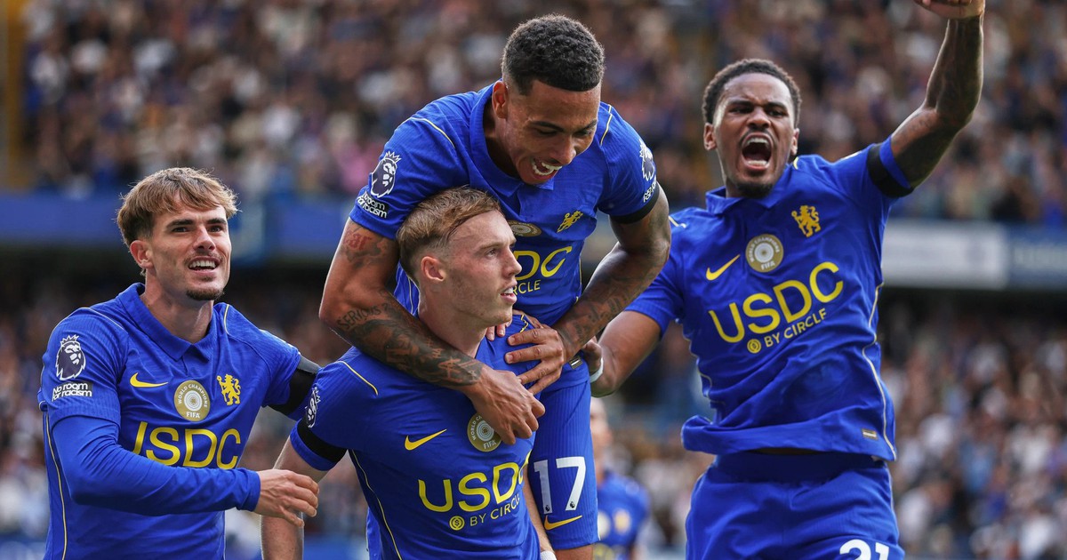 Chelsea thắng nghẹt thở Brighton dù dẫn trước 3-0