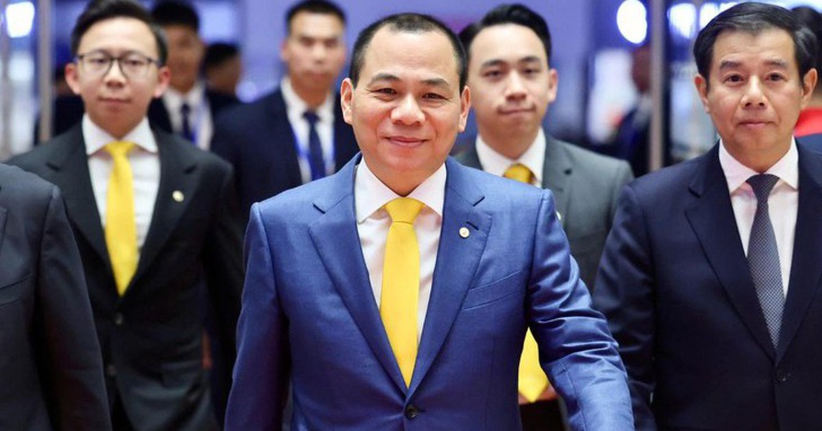 Chủ tịch Vingroup Phạm Nhật Vượng nhận thù lao 0 đồng