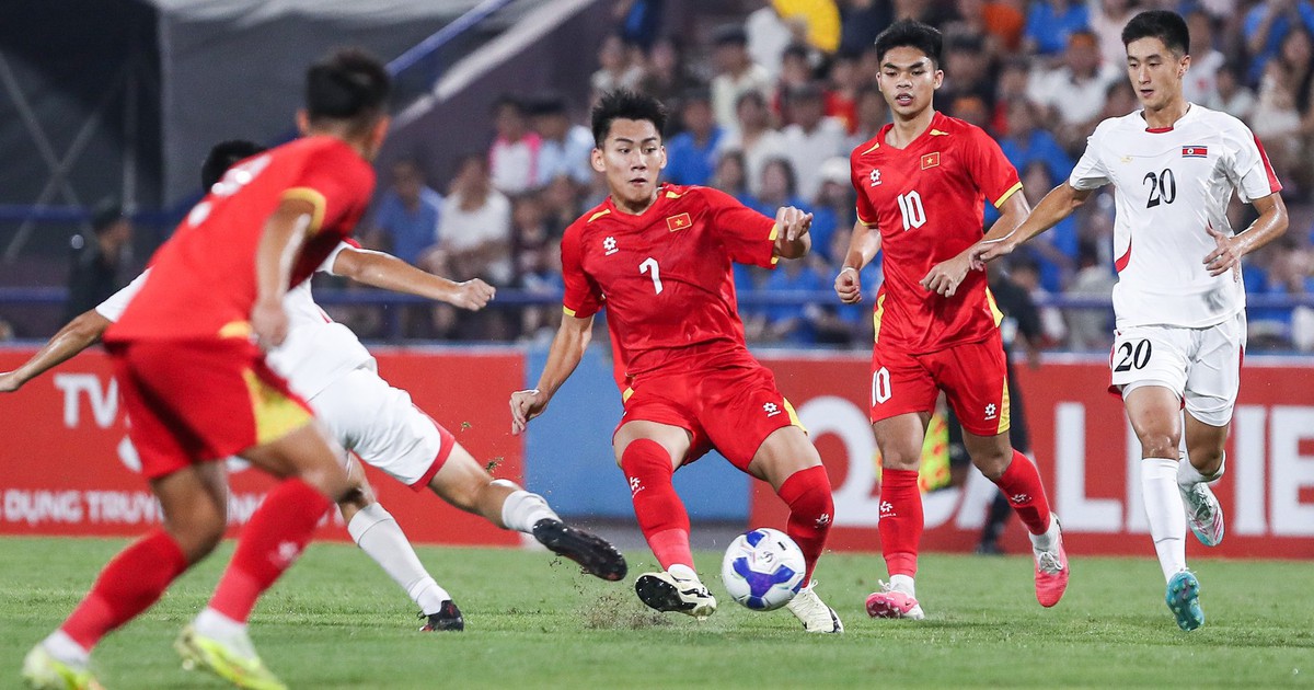 U20 Việt Nam - U20 Triều Tiên (hiệp 1) 0-0