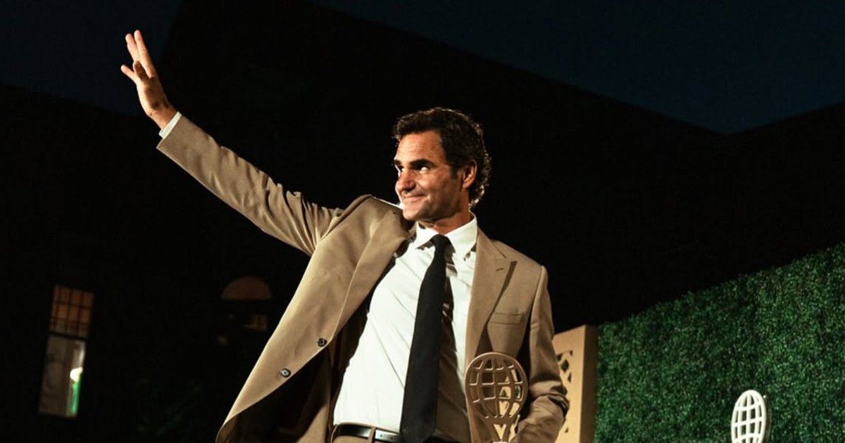 Federer bật khóc khi được vinh danh tại Đại sảnh Danh vọng Quần vợt Quốc tế