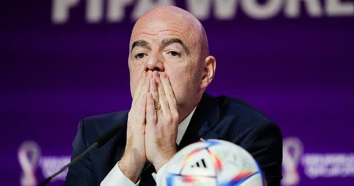 Chủ tịch LĐBĐ Jordan cáo buộc FIFA 'tống tiền', ép ủng hộ ông Infantino