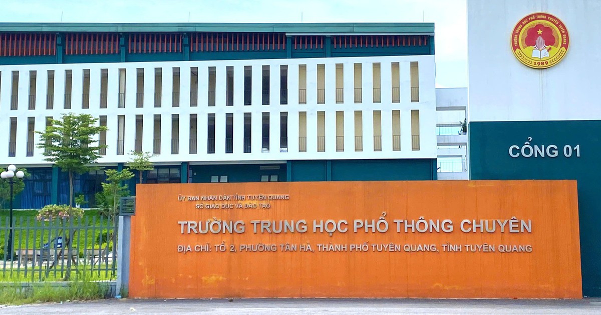 Sáng nay Bộ GD-ĐT họp báo phương án xử lý 328 thí sinh chuyên Tuyên Quang