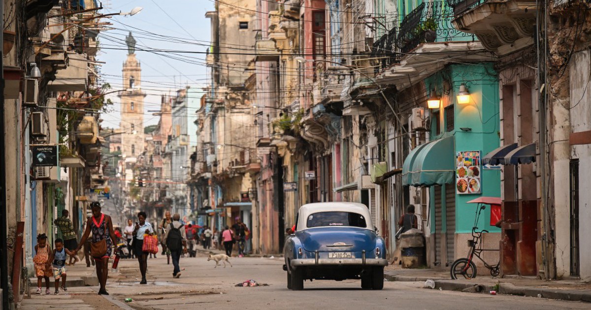 Nga khẳng định không có kế hoạch sơ tán nhân viên đại sứ quán khỏi Cuba